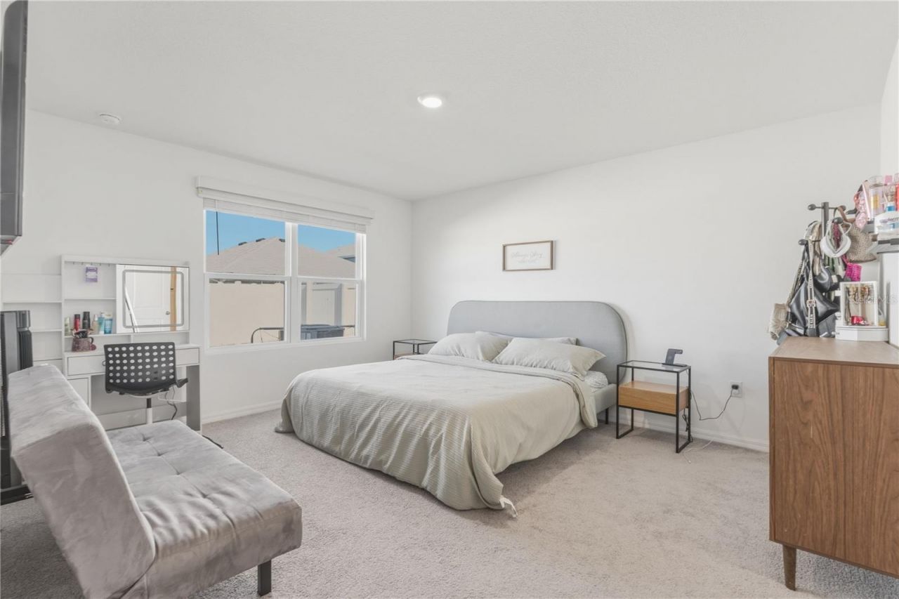 2114 NW 246th Terrace , Newberry, FL 32669 Photo