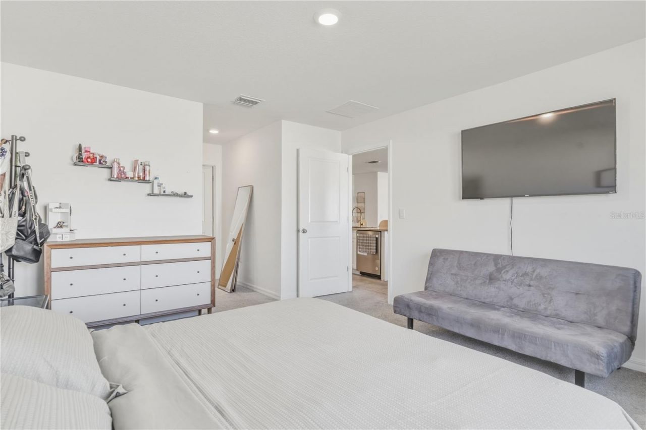 2114 NW 246th Terrace , Newberry, FL 32669 Photo