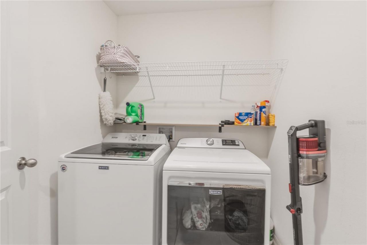 2114 NW 246th Terrace , Newberry, FL 32669 Photo