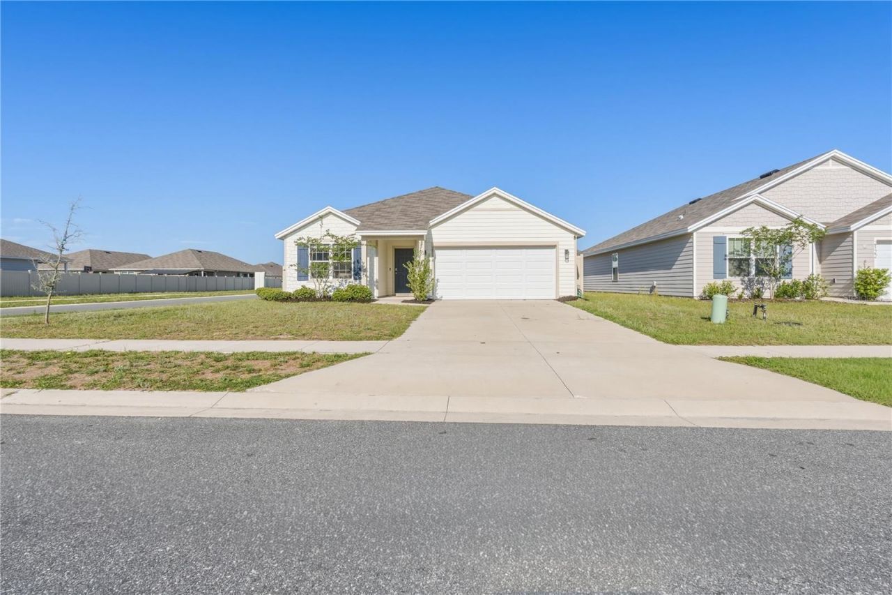 2114 NW 246th Terrace , Newberry, FL 32669 Photo