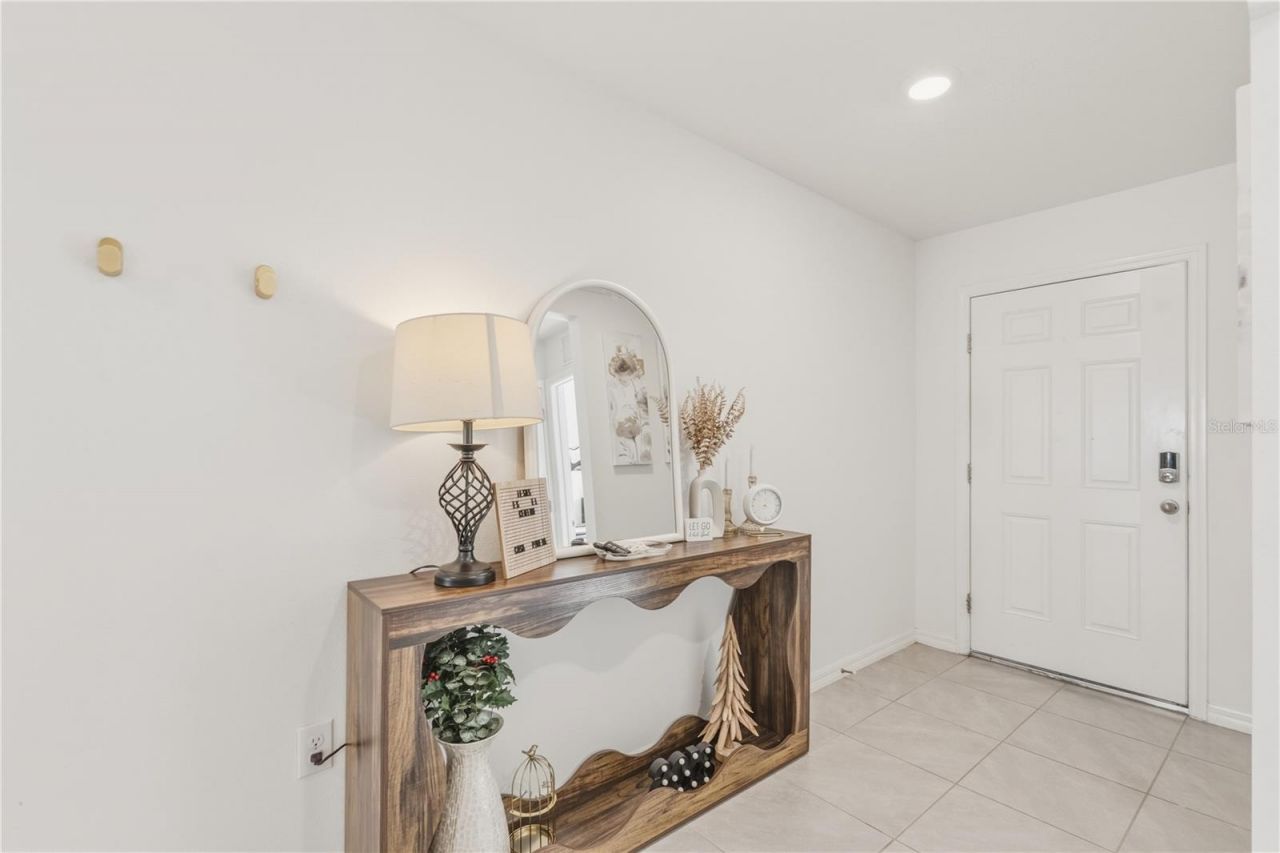 2114 NW 246th Terrace , Newberry, FL 32669 Photo