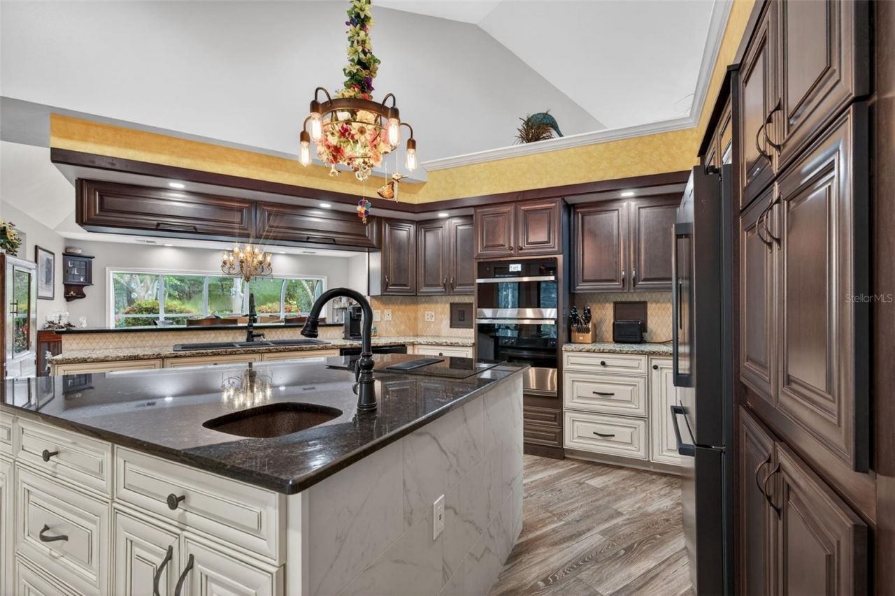 3783 W Birds Nest Drive, Beverly Hills, FL 34465 Photo