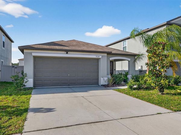 9324 LEMON DROP LOOP , SUN CITY CENTER, FL 33573