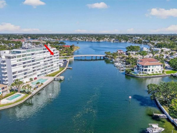 1365 SNELL ISLE BOULEVARD NE, Unit 6A, ST PETERSBURG, FL 33704