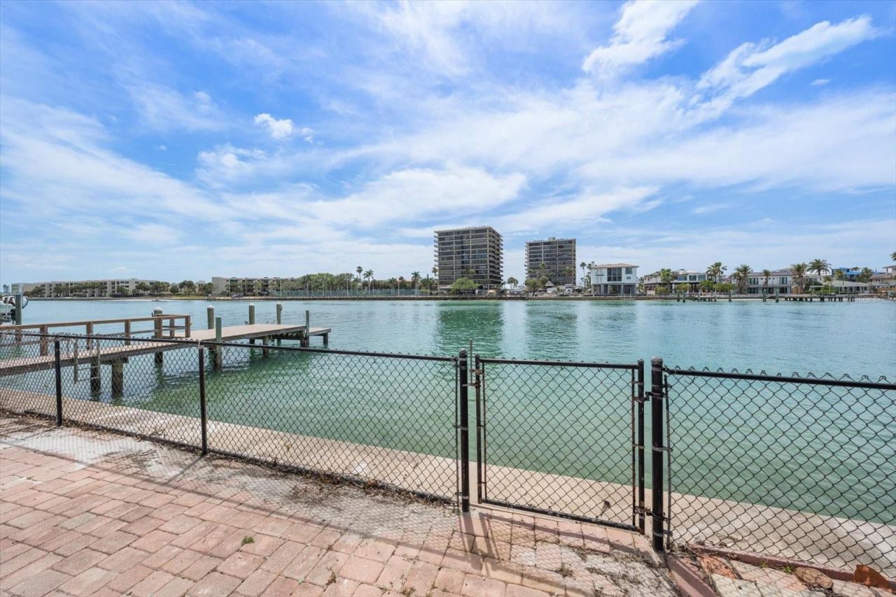 630-650 79th Avenue, Saint Pete Beach, FL 33706 Photo