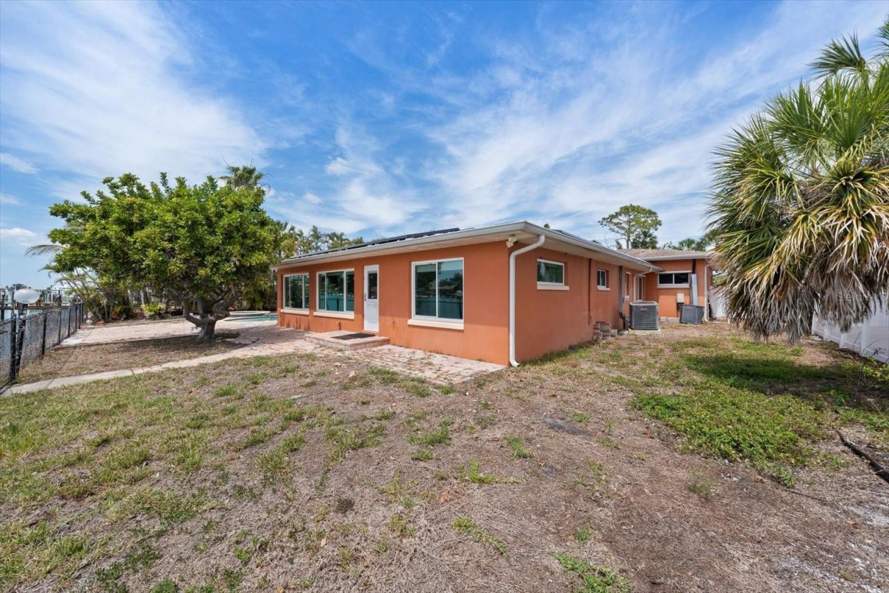 630-650 79th Avenue, Saint Pete Beach, FL 33706 Photo