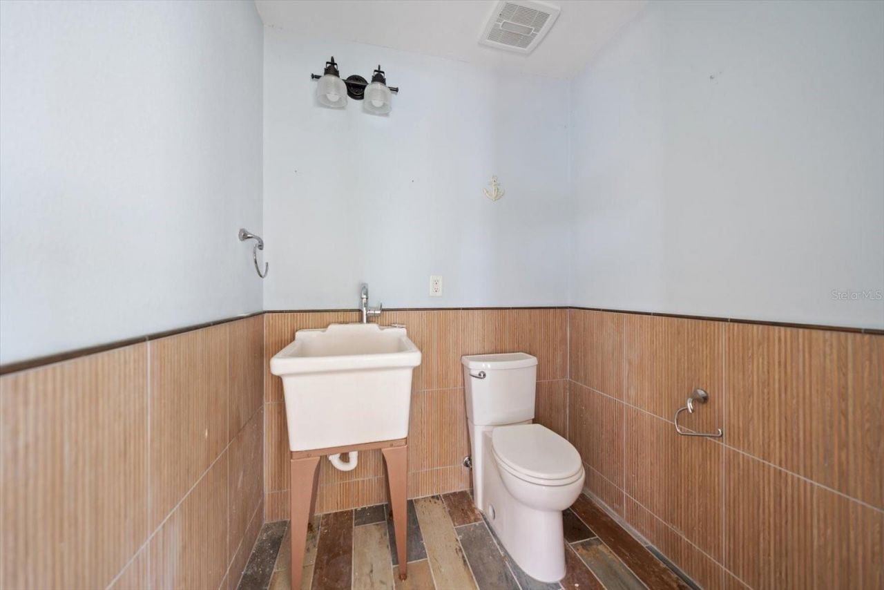 630-650 79th Avenue, Saint Pete Beach, FL 33706 Photo