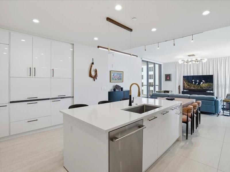 301 1st Street S, Unit 907, Saint Petersburg, FL 33701 Photo