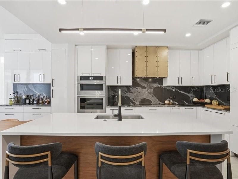 301 1st Street S, Unit 907, Saint Petersburg, FL 33701 Photo