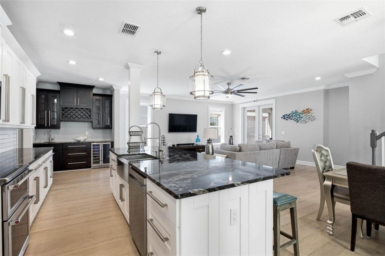 4916 3rd Street N, Saint Petersburg, FL 33703 Photo