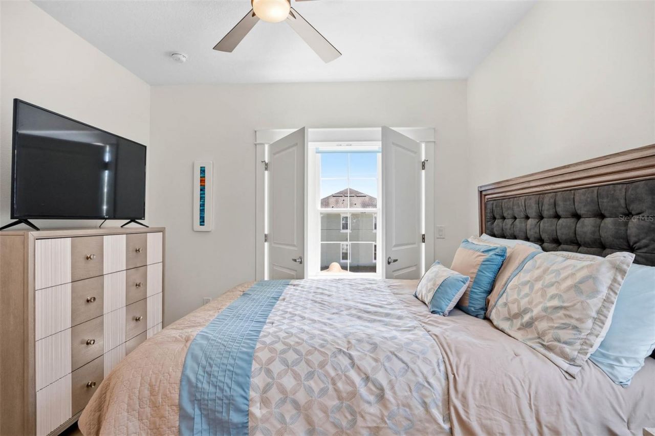 4916 3rd Street N, Saint Petersburg, FL 33703 Photo