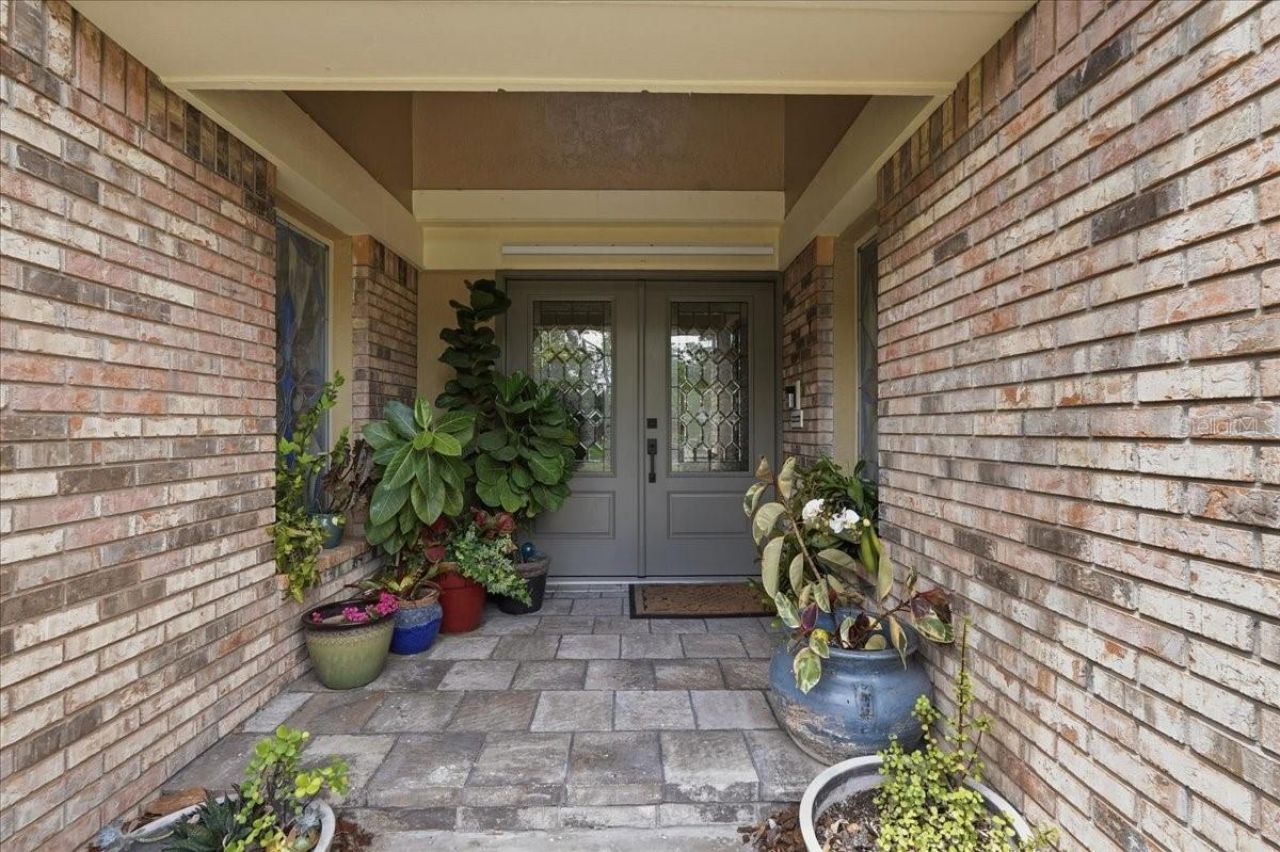 325 Sheffield Circle W, Palm Harbor, FL 34683 Photo