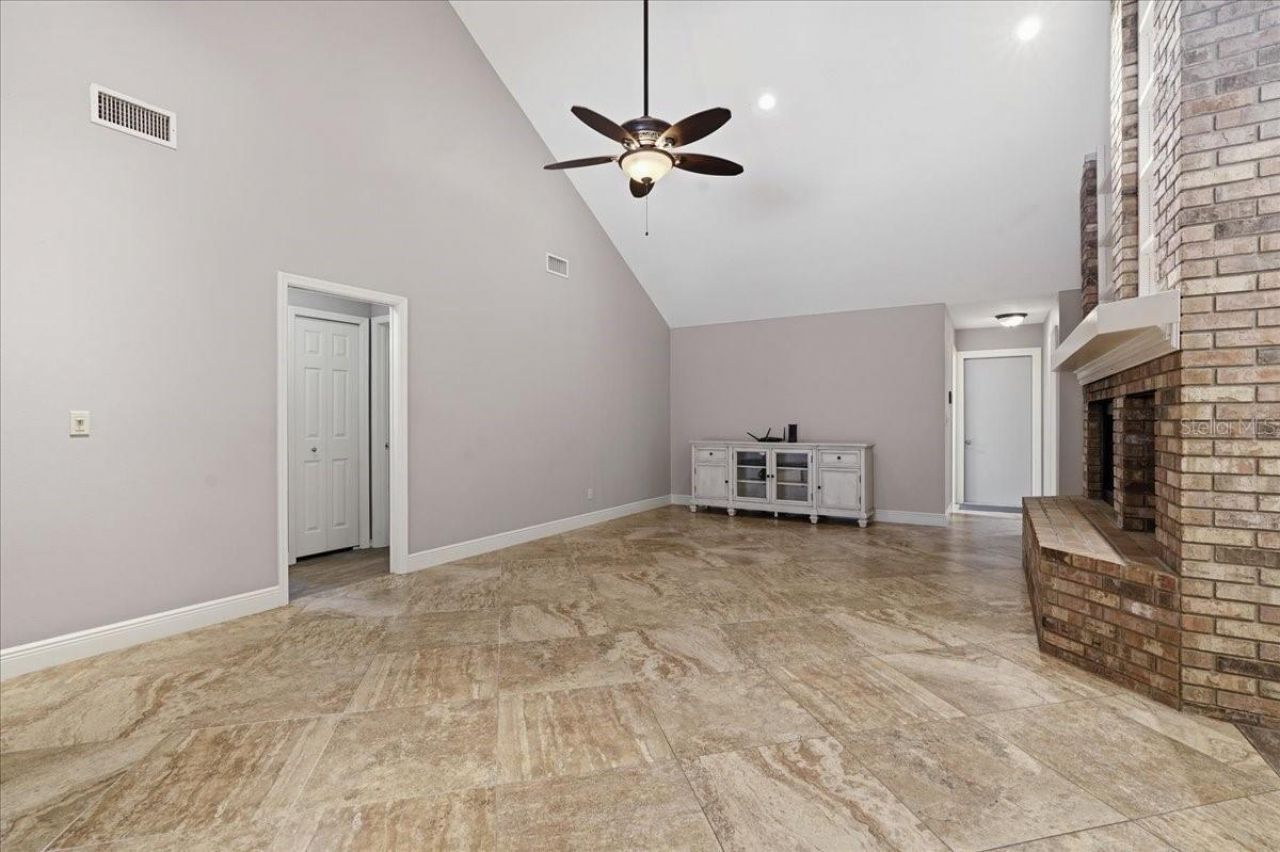 325 Sheffield Circle W, Palm Harbor, FL 34683 Photo