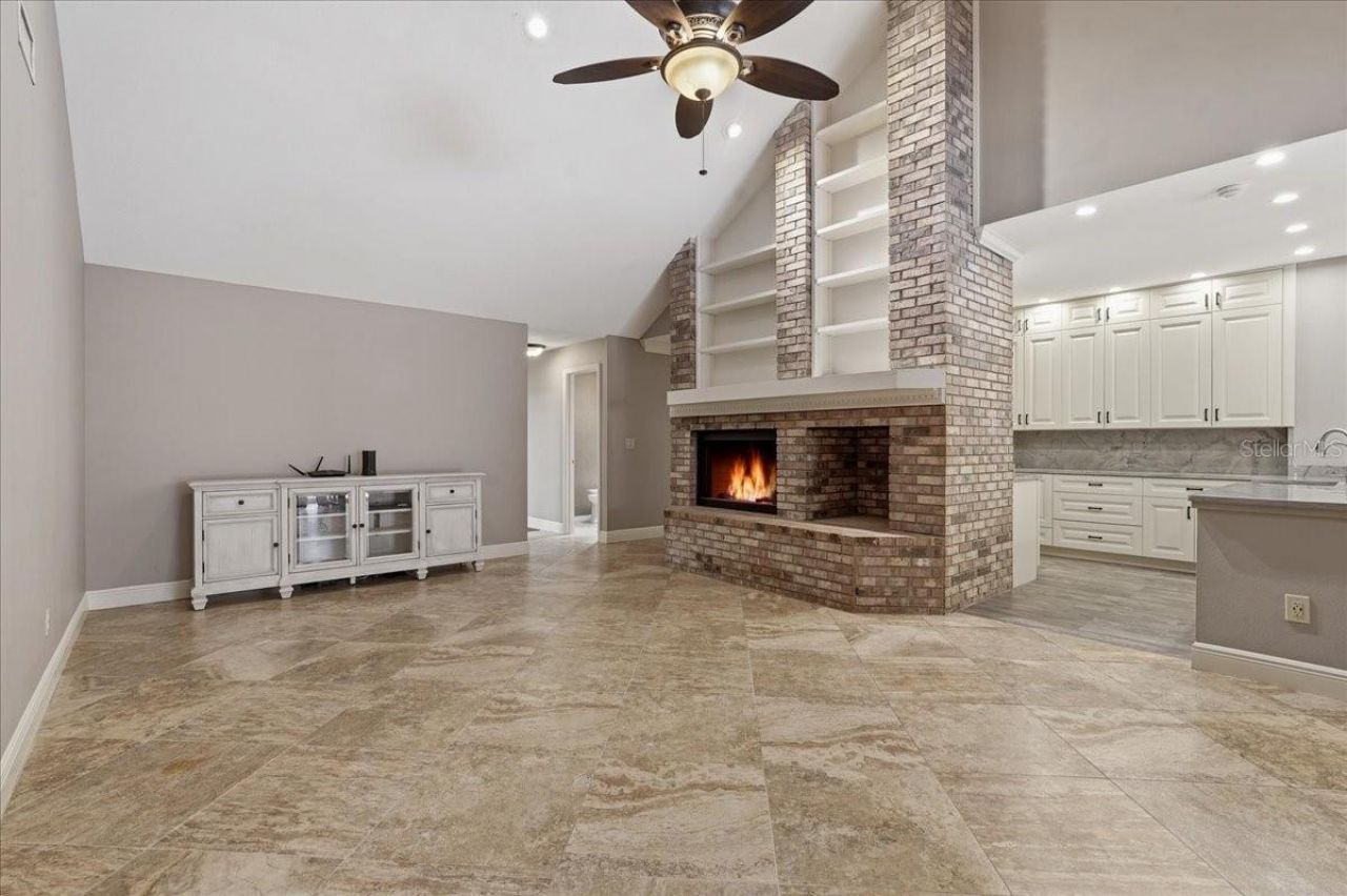 325 Sheffield Circle W, Palm Harbor, FL 34683 Photo