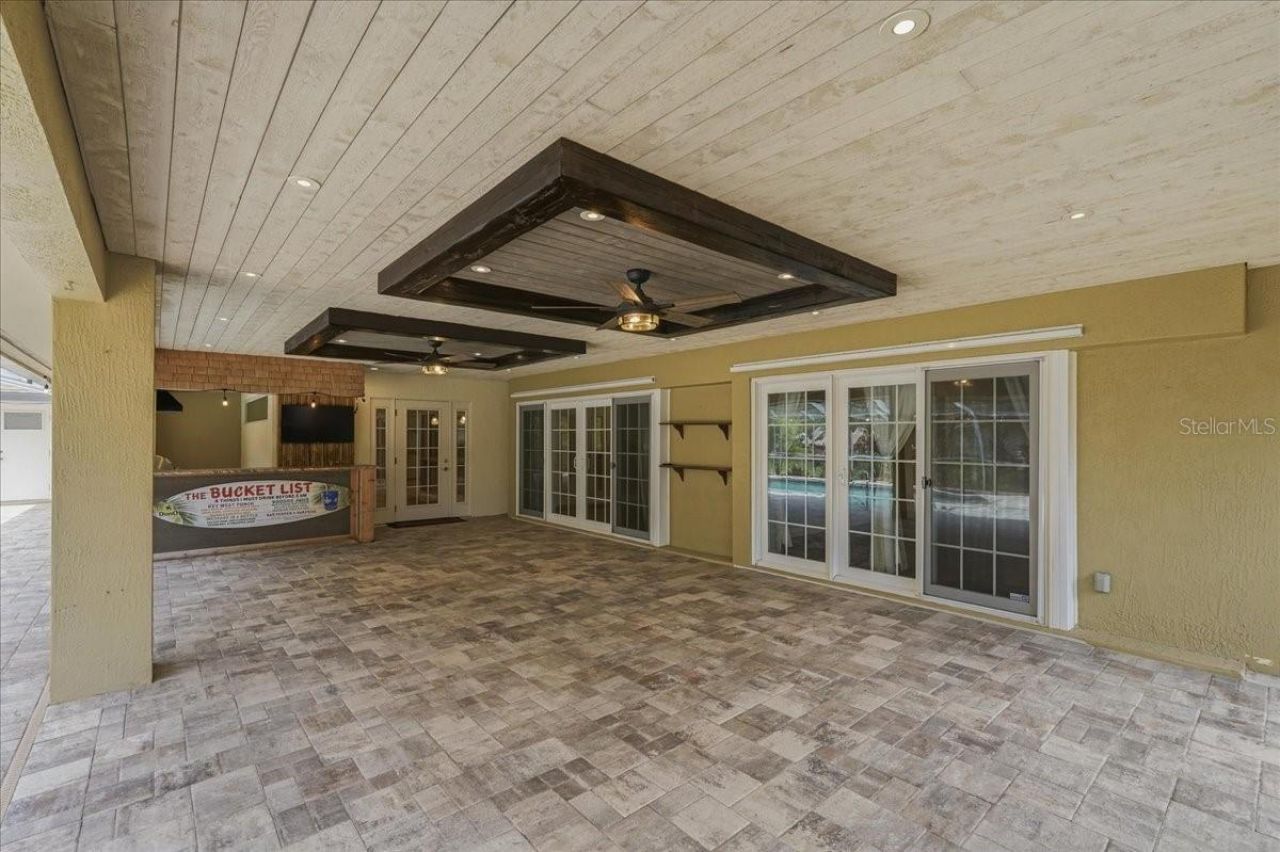 325 Sheffield Circle W, Palm Harbor, FL 34683 Photo
