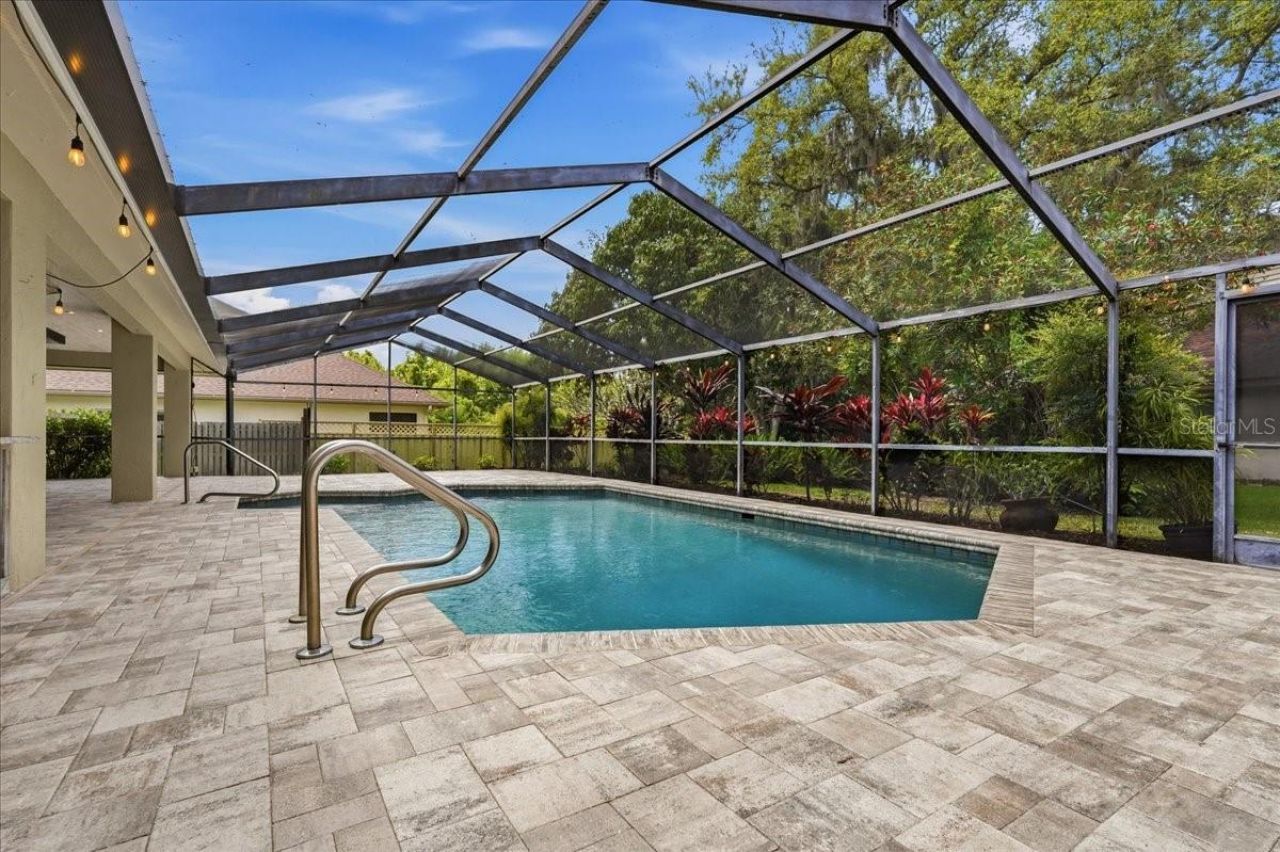 325 Sheffield Circle W, Palm Harbor, FL 34683 Photo