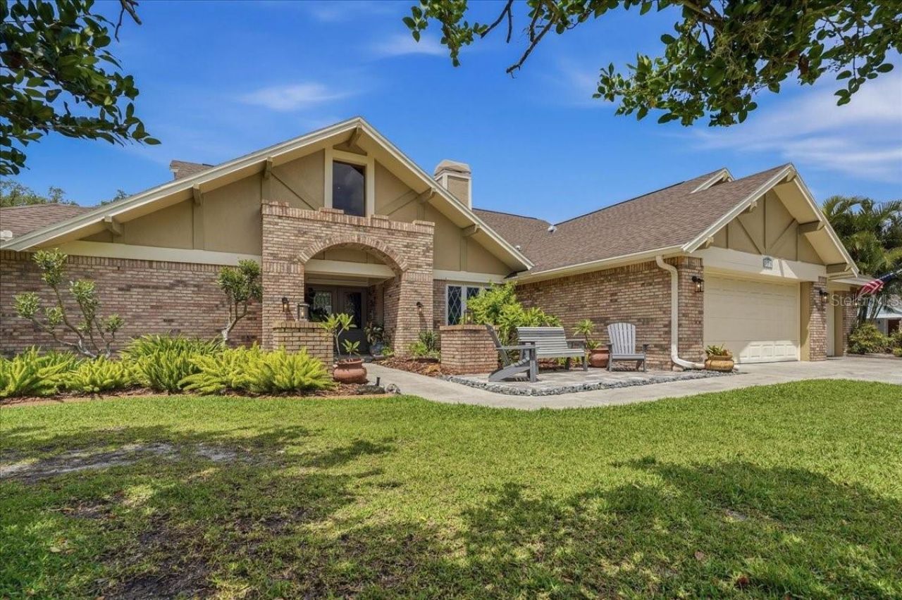 325 Sheffield Circle W, Palm Harbor, FL 34683 Photo