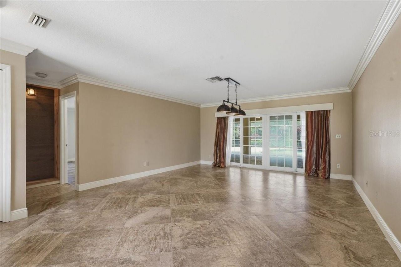 325 Sheffield Circle W, Palm Harbor, FL 34683 Photo