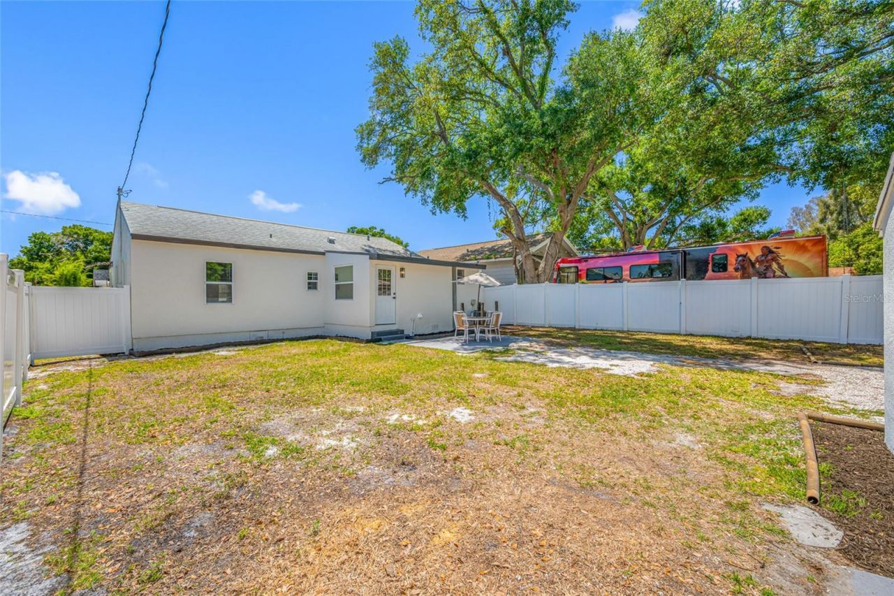 821 19th Avenue S, Saint Petersburg, FL 33705 Photo
