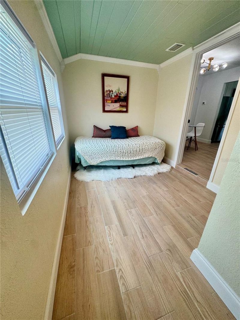 821 19th Avenue S, Saint Petersburg, FL 33705 Photo