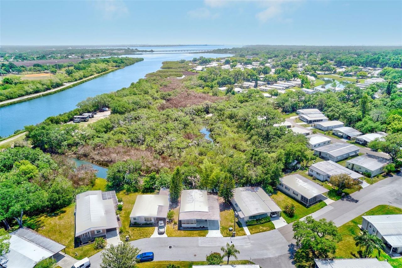 94 Sugar Bear Drive, Unit 55, Safety Harbor, FL 34695 Photo