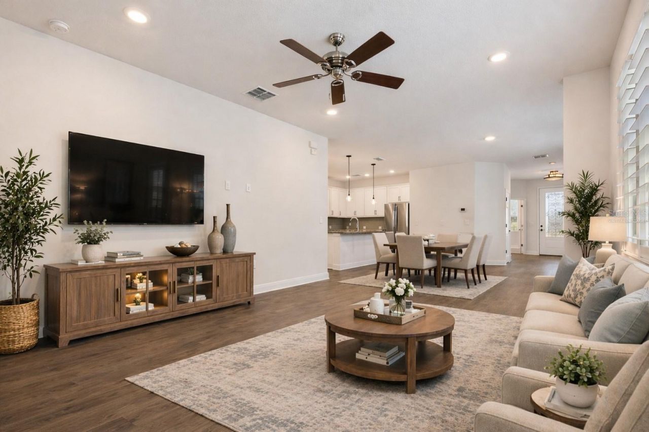 13890 Kingfisher Glen Drive , Lithia, FL 33547 Photo