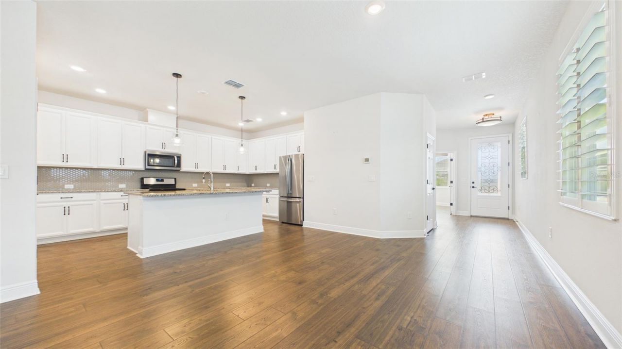 13890 Kingfisher Glen Drive , Lithia, FL 33547 Photo