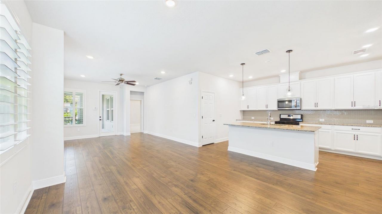 13890 Kingfisher Glen Drive , Lithia, FL 33547 Photo