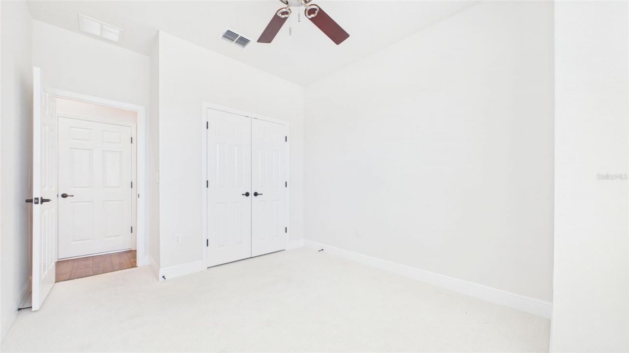 13890 Kingfisher Glen Drive , Lithia, FL 33547 Photo