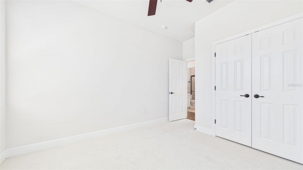 13890 Kingfisher Glen Drive , Lithia, FL 33547 Photo