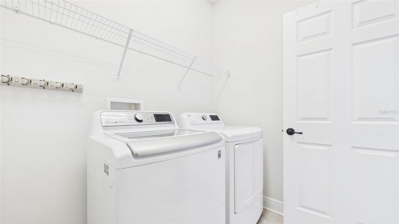 13890 Kingfisher Glen Drive , Lithia, FL 33547 Photo