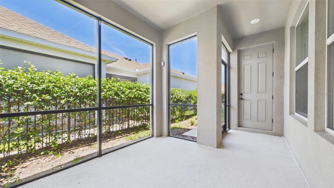 13890 Kingfisher Glen Drive , Lithia, FL 33547 Photo