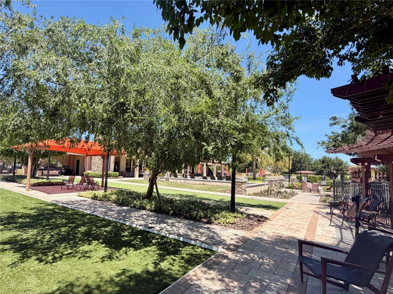 13890 Kingfisher Glen Drive , Lithia, FL 33547 Photo