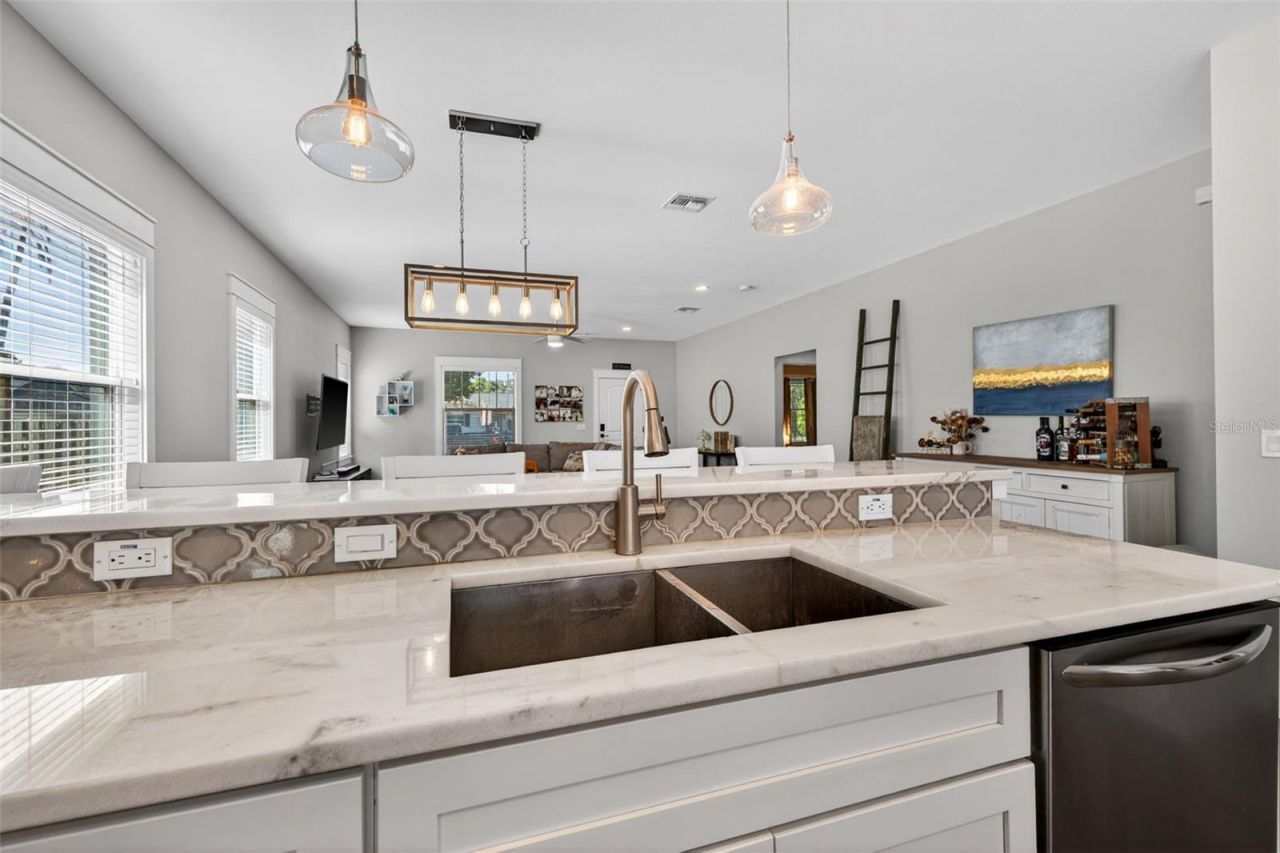 1137 55th Avenue N, Saint Petersburg, FL 33703 Photo