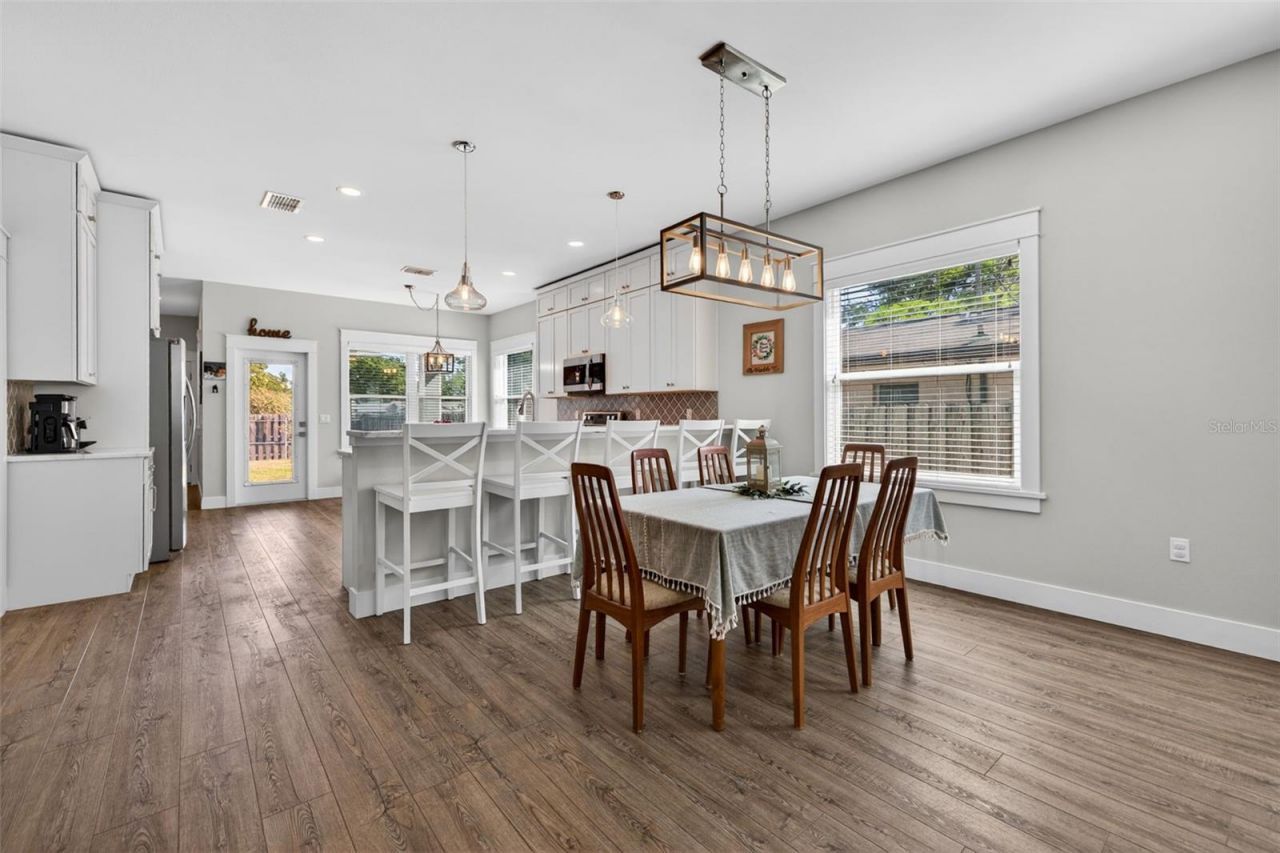 1137 55th Avenue N, Saint Petersburg, FL 33703 Photo