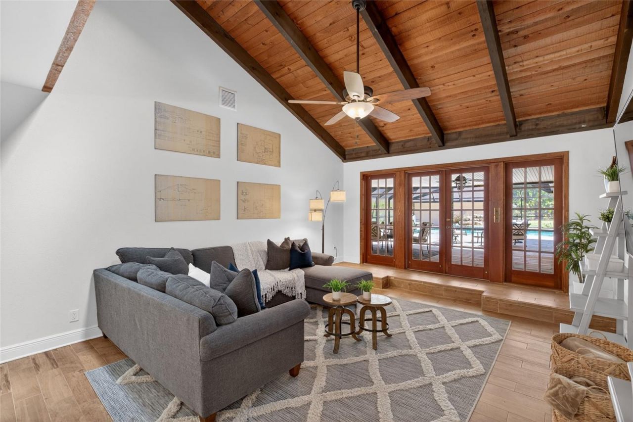 1026 Crystal Lake Road , Lutz, FL 33548 Photo