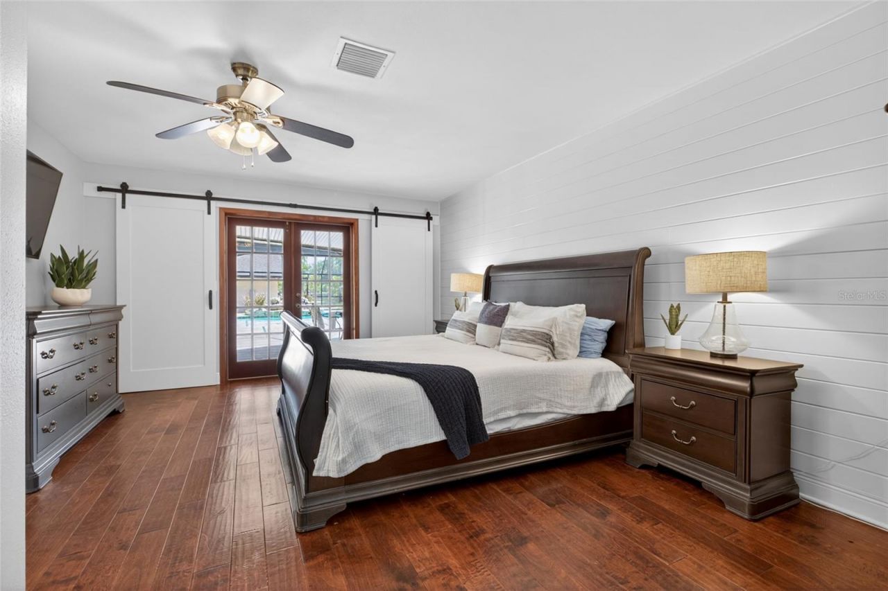 1026 Crystal Lake Road , Lutz, FL 33548 Photo