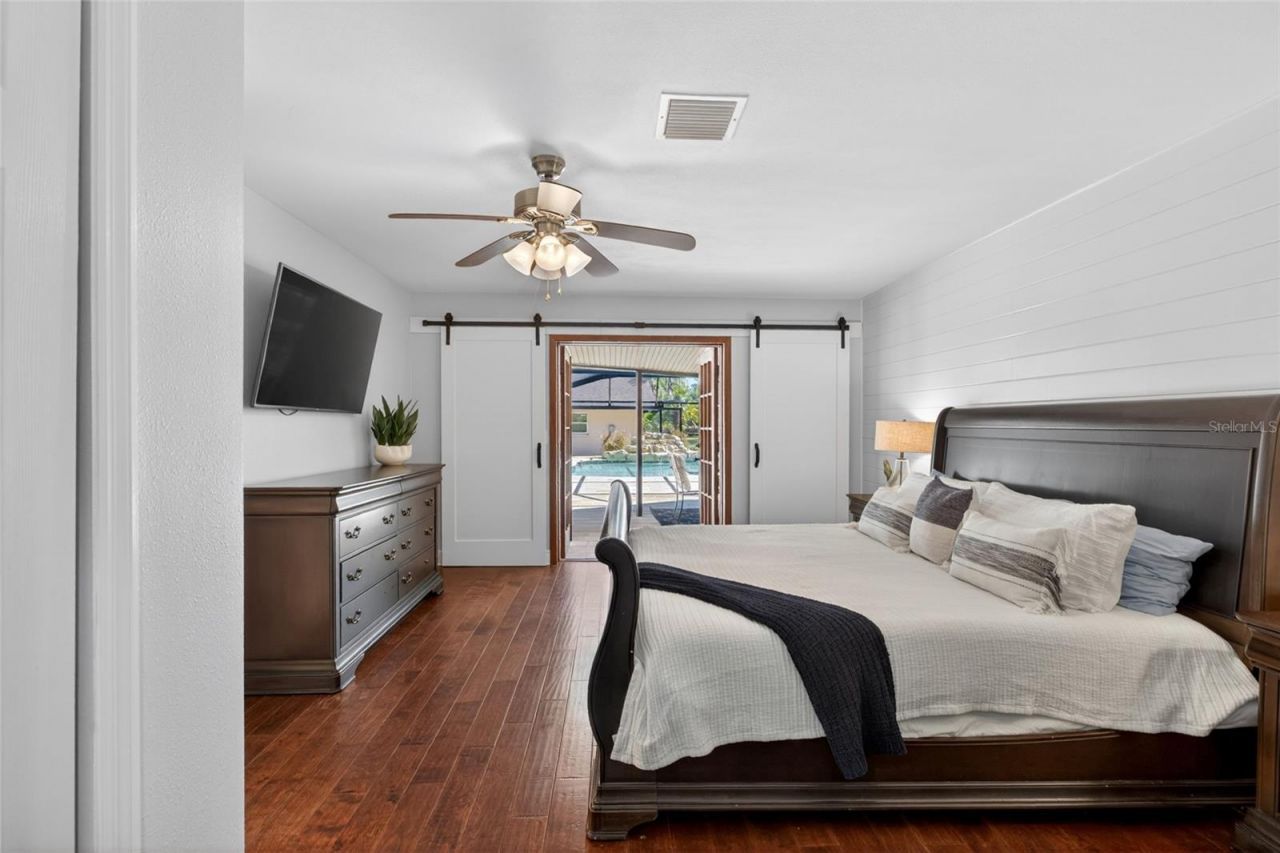 1026 Crystal Lake Road , Lutz, FL 33548 Photo