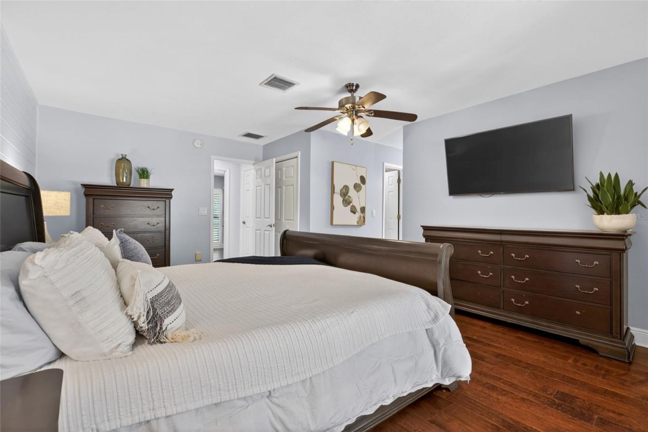 1026 Crystal Lake Road , Lutz, FL 33548 Photo