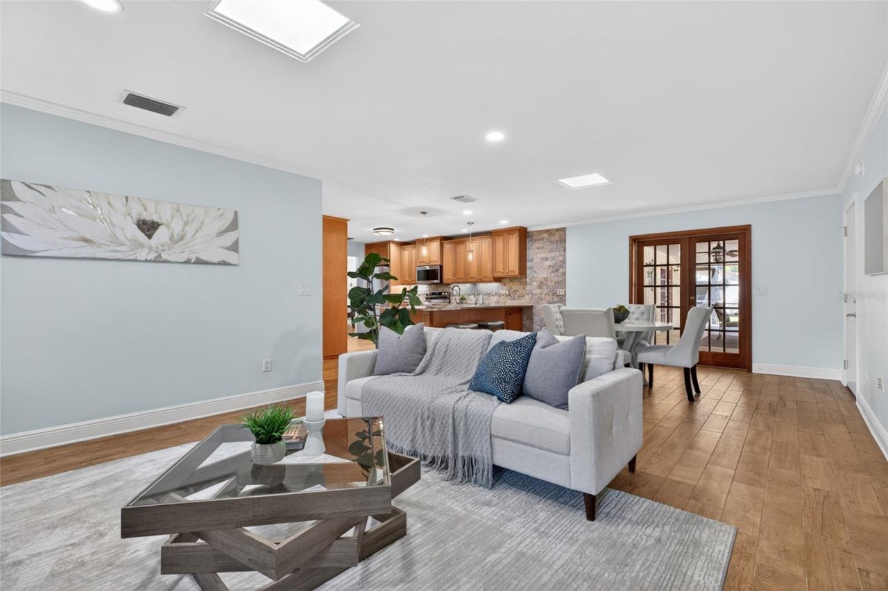 1026 Crystal Lake Road , Lutz, FL 33548 Photo