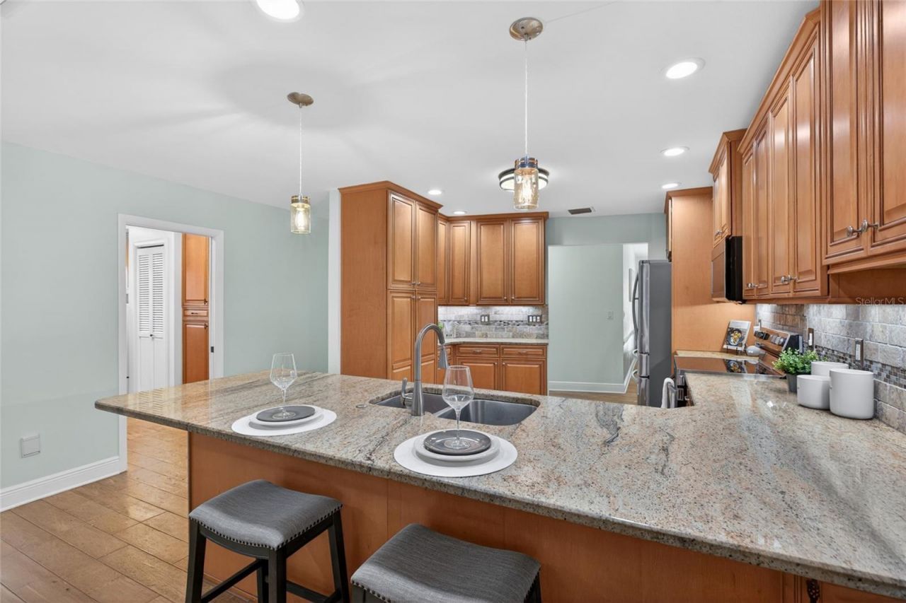 1026 Crystal Lake Road , Lutz, FL 33548 Photo