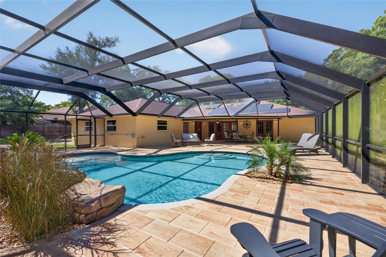 1026 Crystal Lake Road , Lutz, FL 33548 Photo