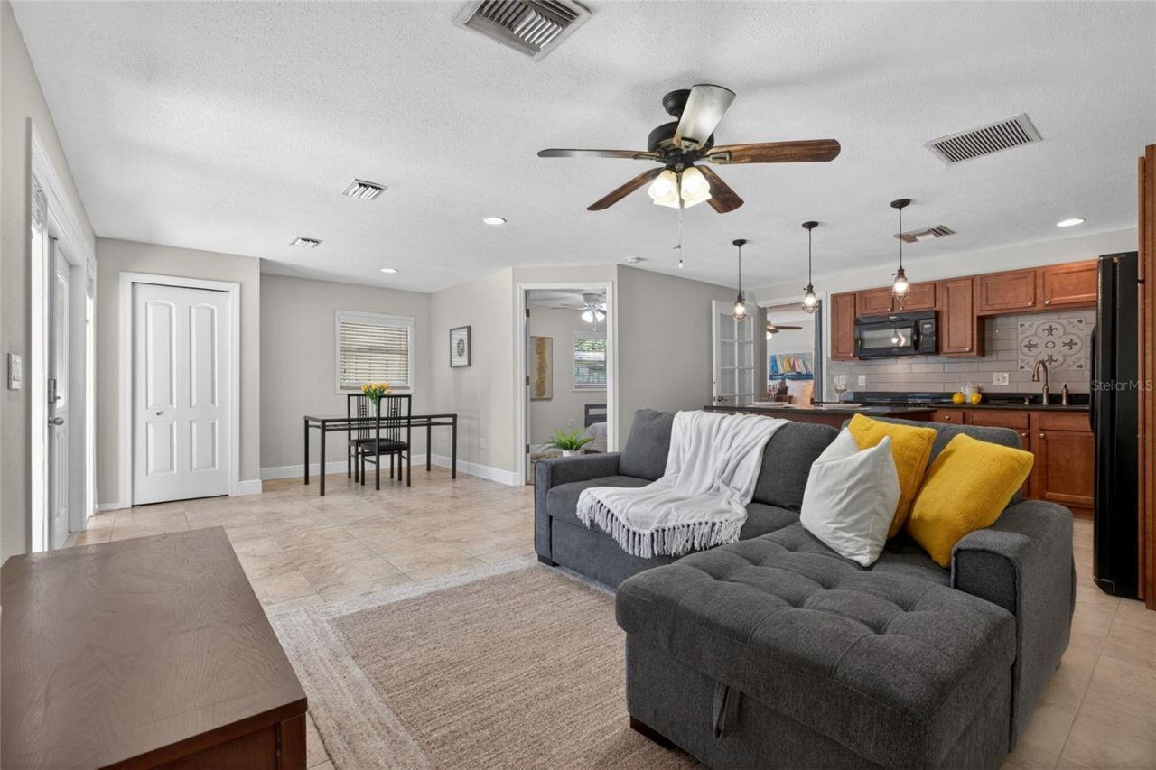 1026 Crystal Lake Road , Lutz, FL 33548 Photo