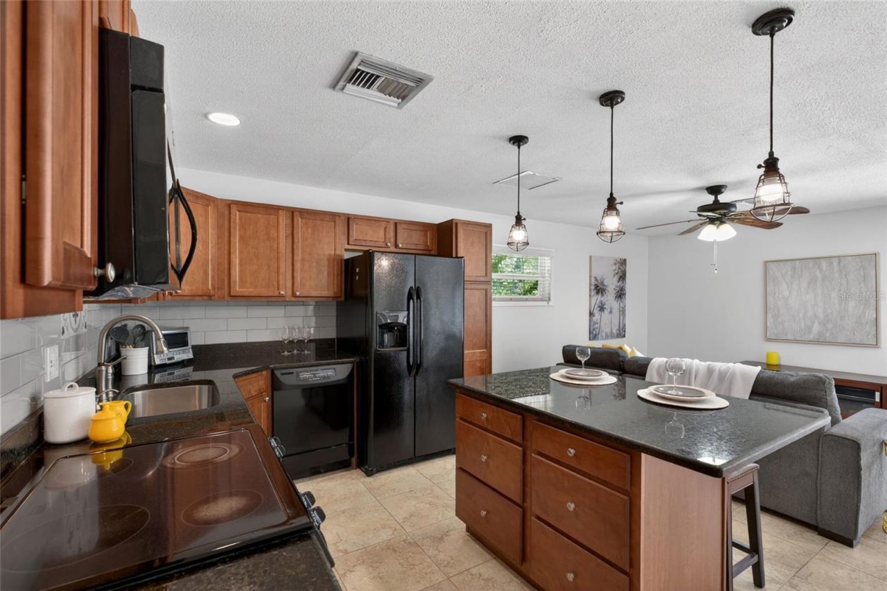 1026 Crystal Lake Road , Lutz, FL 33548 Photo