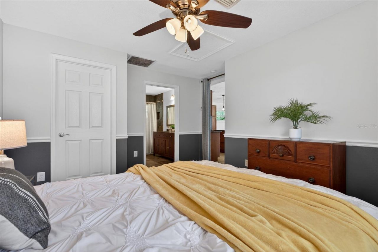 1026 Crystal Lake Road , Lutz, FL 33548 Photo