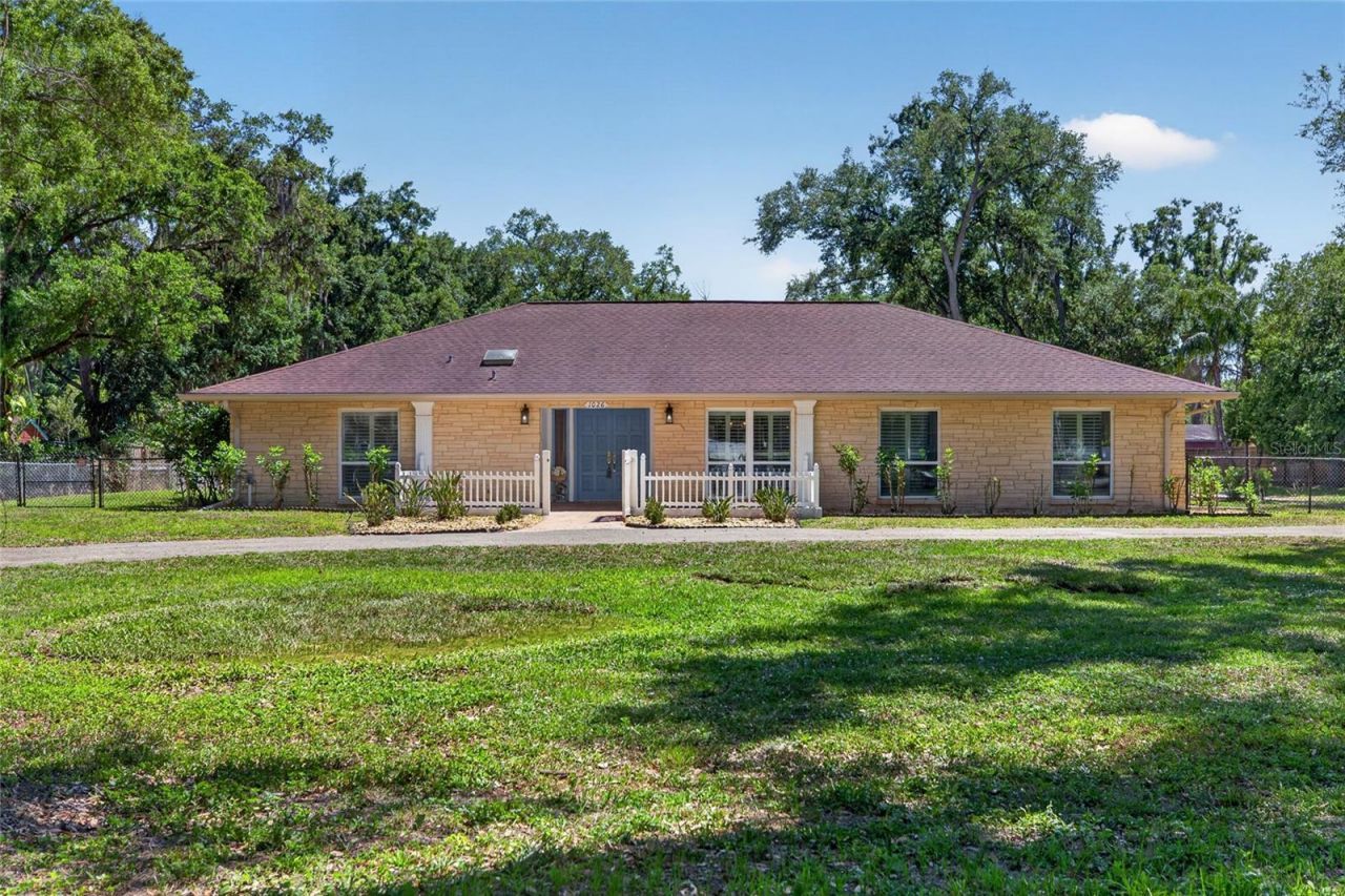 1026 Crystal Lake Road , Lutz, FL 33548 Photo