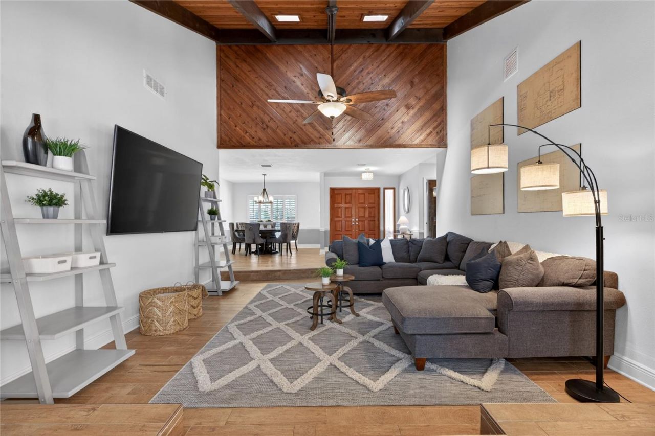 1026 Crystal Lake Road , Lutz, FL 33548 Photo