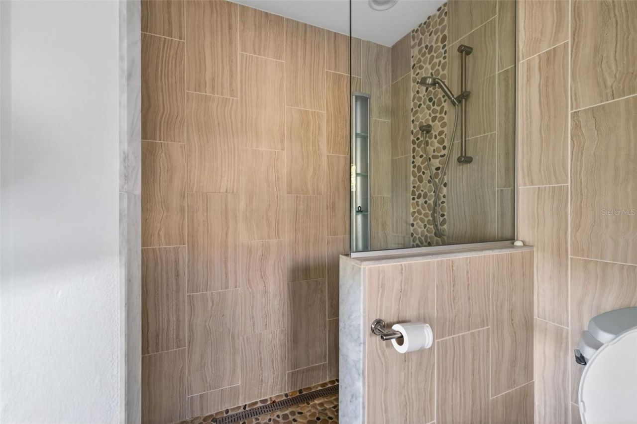 316 89th Avenue Ne, Saint Petersburg, FL 33702 Photo