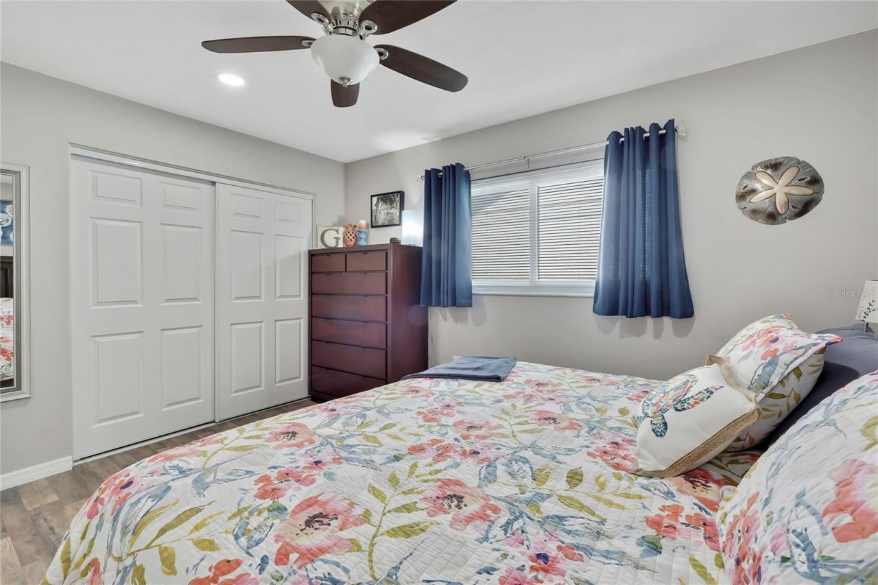 6405 Wedgewood Drive , Spring Hill, FL 34606 Photo