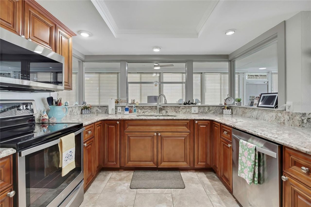 6405 Wedgewood Drive , Spring Hill, FL 34606 Photo